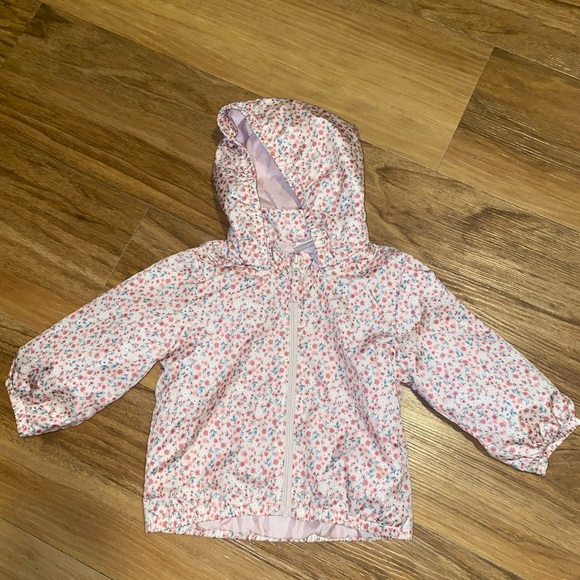 Wind Breaker Rain Coat with Removable Hood - Picture 2 of 3